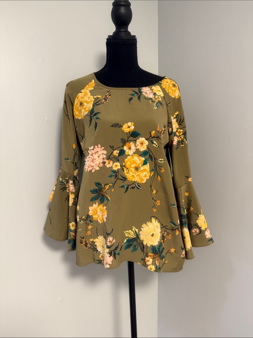 LC Lauren Conrad Olive Green Floral Bell-Sleeve Tunic with Yellow Blooms